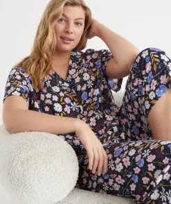 Sussan Pyjama Sets>Blooming Florals Short Sleeve Novelty Pyjama Set