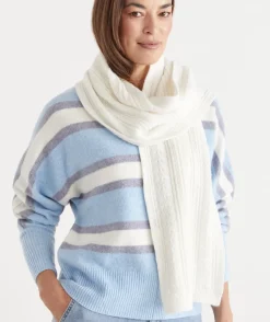 Sussan Knit Accessories|Scarves>Cable Knit Scarf