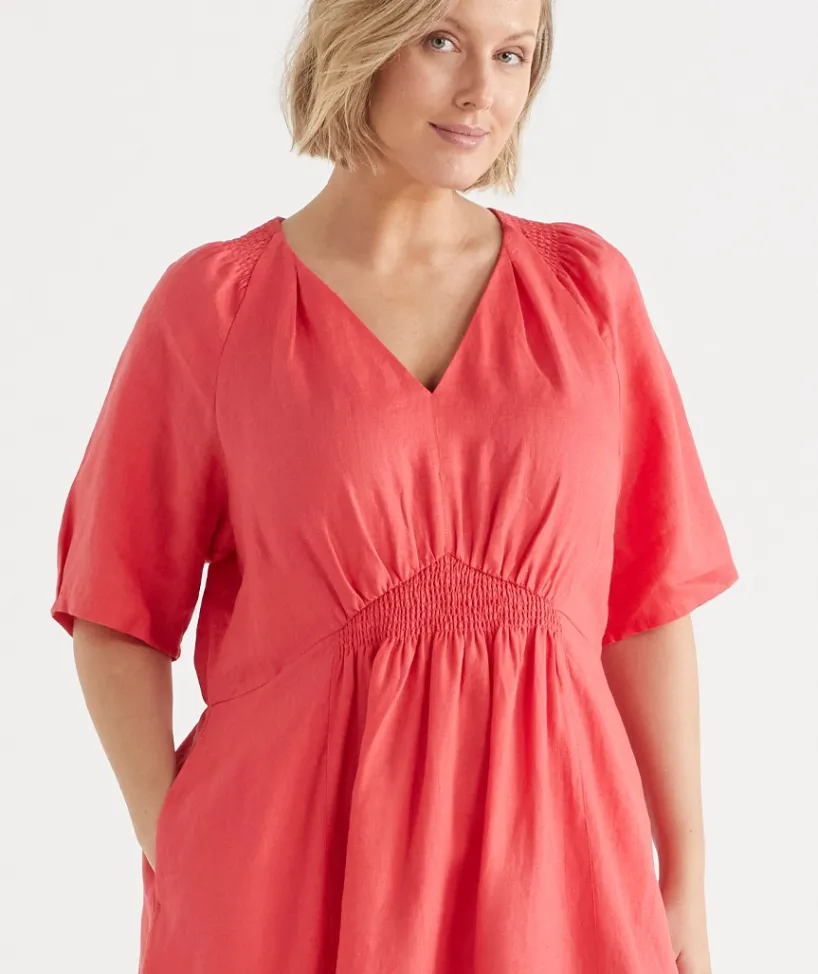 Sussan Dresses>Linen V Neck Shirred Short Sleeve Midi Dress