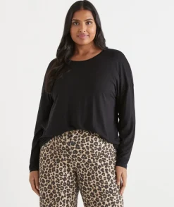 Sussan Tops|T-Shirts><noscript><img width=