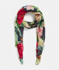 Sussan Knit Accessories|Scarves><noscript><img width=