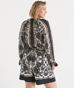 Sussan Matching Sets|Shorts>Noir Bloom Short