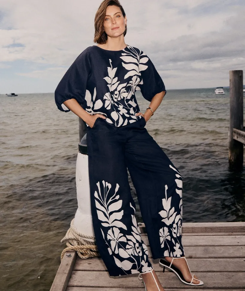 Sussan Tops|Matching Sets>Palm Print 3/4 Sleeve Top -