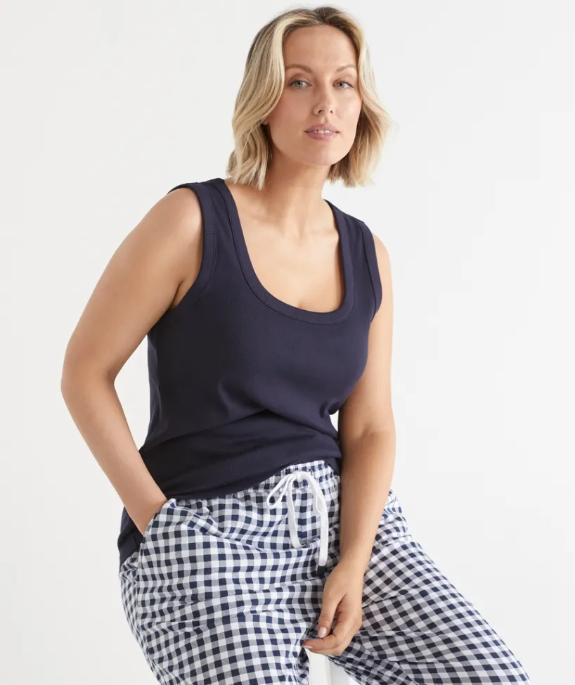 Women Sussan Women's Pyjama Tops>Scoop Shelf Bra Pyjama Tank