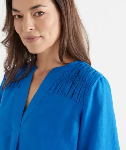 Sussan Dresses>Shirred Shoulder Long Sleeve Dress